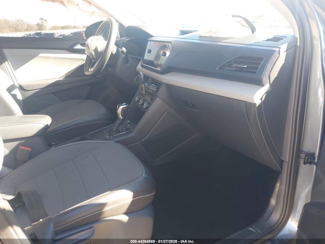 44264569 :رقم المزاد ، 3VVLX7B28NM012158 vin ، 2022 Volkswagen Taos 1.5t Se مزاد بيع