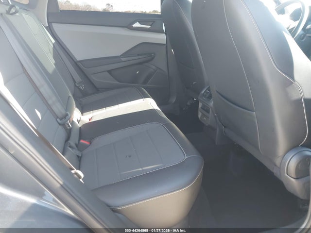 44264569 :رقم المزاد ، 3VVLX7B28NM012158 vin ، 2022 Volkswagen Taos 1.5t Se مزاد بيع