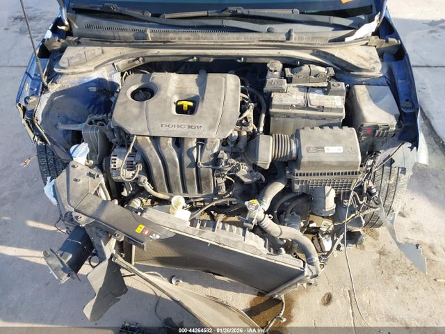 5NPD84LF3KH440589 Hyundai ELANTRA SEL