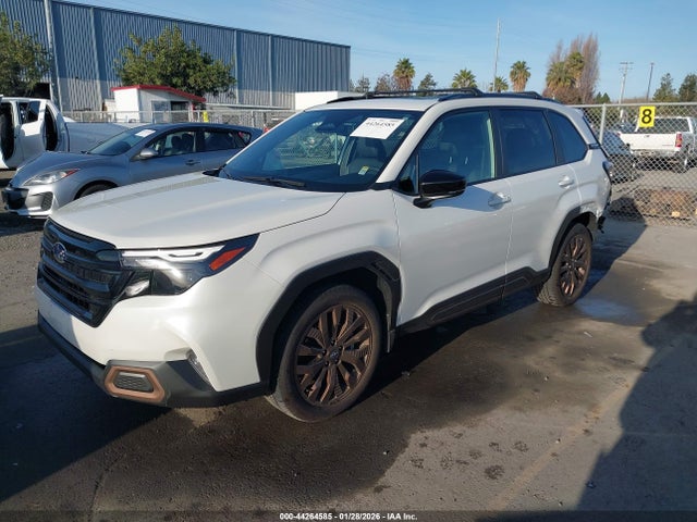 Subaru Forester Sport 2025 JF2SLDHC0SH553257 Image 2