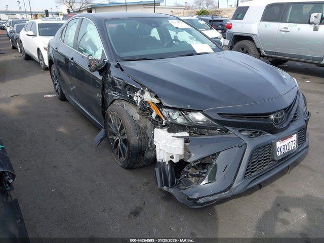 4T1G11AK5RU863430 Toyota CAMRY SE