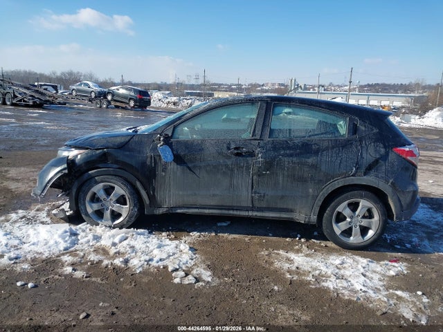 3CZRU5H32KG710646 Honda HR-V LX