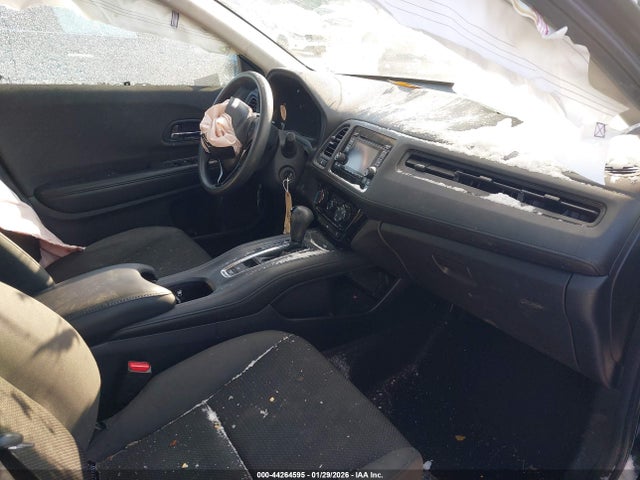 3CZRU5H32KG710646 Honda HR-V LX