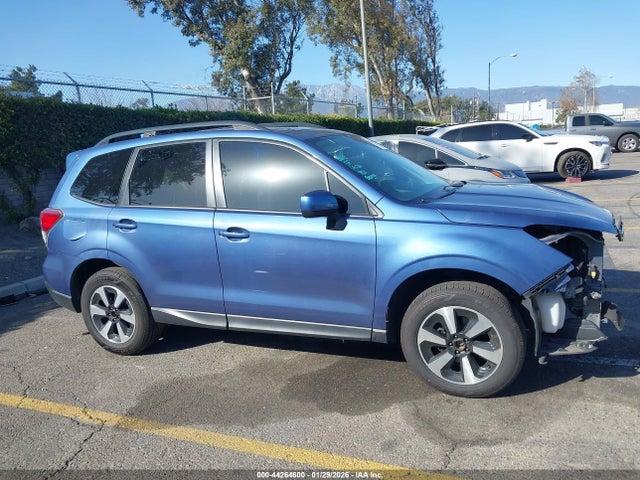 Subaru Forester 2.5i Premium 2017 JF2SJAEC9HH541268 Image 14