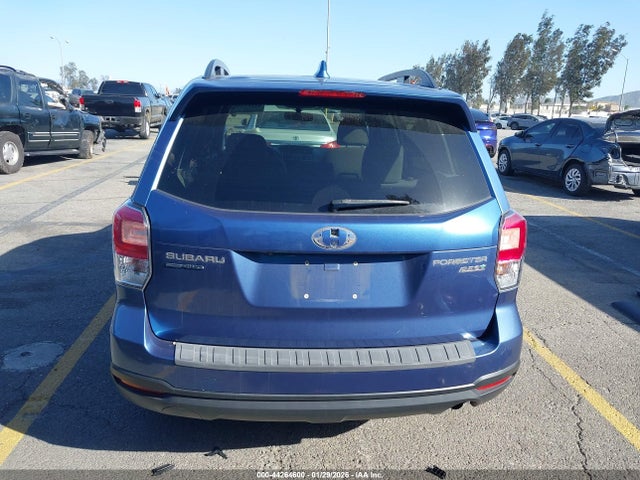 Subaru Forester 2.5i Premium 2017 JF2SJAEC9HH541268 Image 17
