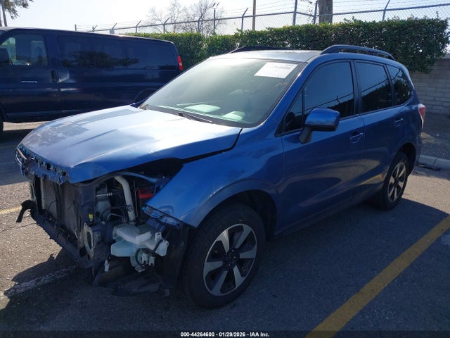 Subaru Forester 2.5i Premium 2017 JF2SJAEC9HH541268 Image 2