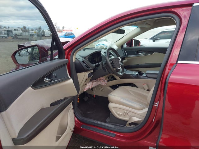 2019 LINCOLN NAUTILUS 2LMPJ8KP0KBL31117 Photo 4