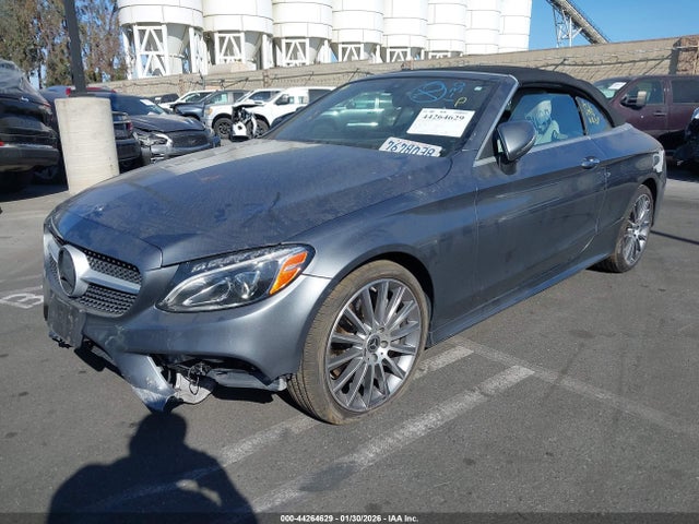 Mercedes-Benz C 300 2018 WDDWK4JB7JF749054 Image 2