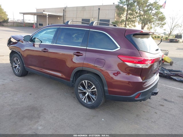 5TDZZRFH0KS348069 Toyota Highlander Le