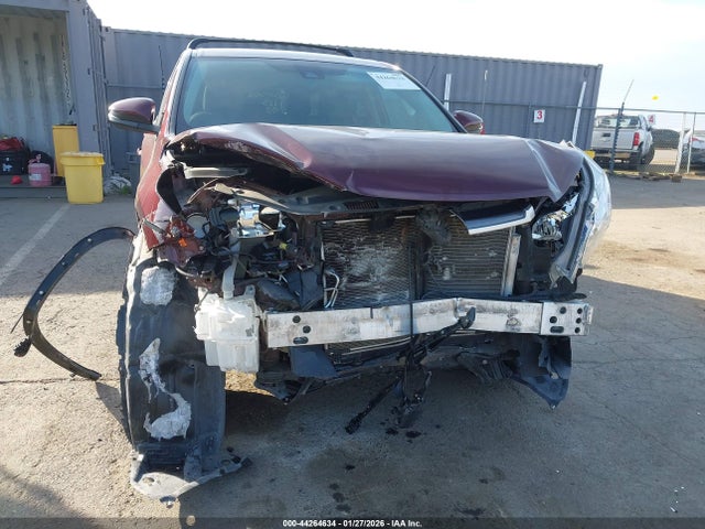 5TDZZRFH0KS348069 Toyota Highlander Le