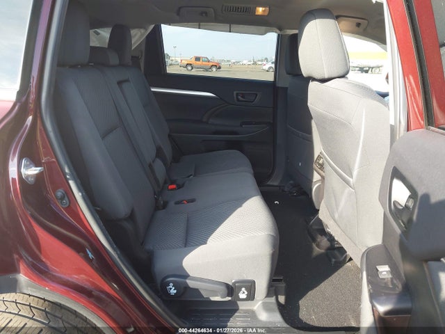 5TDZZRFH0KS348069 Toyota Highlander Le