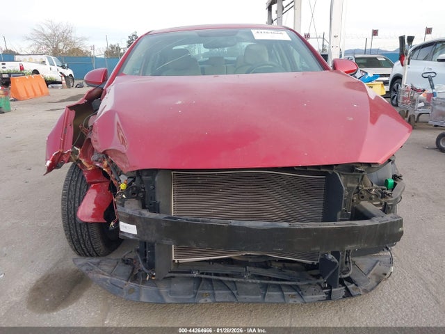 5NPD84LF9JH359370 Hyundai Elantra Value Edition