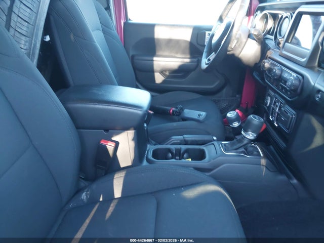 1C4HJXDGXNW122353 Jeep Wrangler Unlimited Sport Altitude 4x4