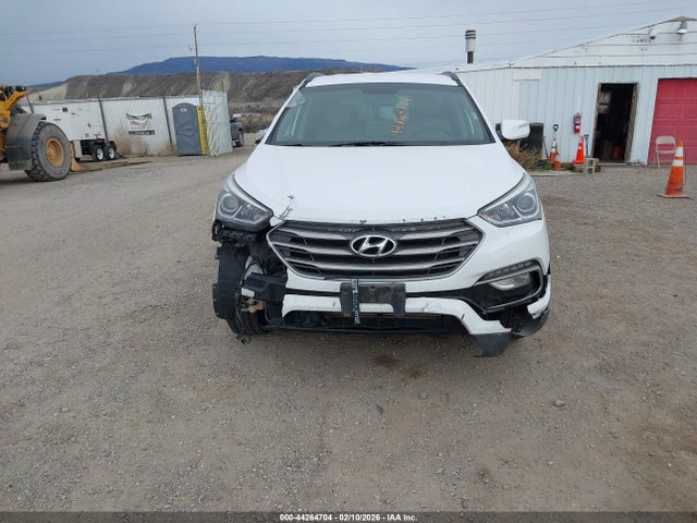 2018 Hyundai Santa Fe Sport 2.4l მანქანა იყიდება აუქციონზე, vin: 5NMZUDLBXJH079002, აუქციონის ნომერი: 44264704