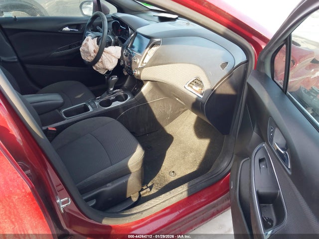 1G1BE5SM4H7135176 Chevrolet Cruze Lt Auto