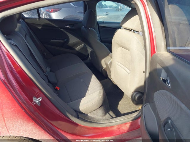 1G1BE5SM4H7135176 Chevrolet Cruze Lt Auto