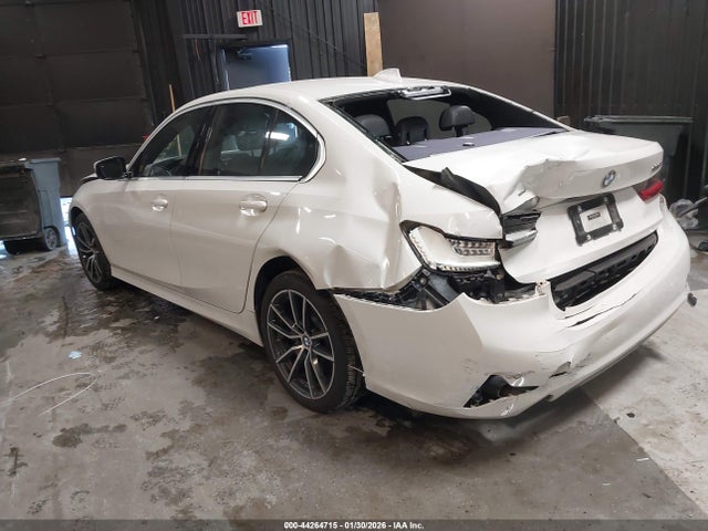 44264715 :رقم المزاد ، WBA5R7C55KAJ79562 vin ، 2019 Bmw 330i Xdrive مزاد بيع