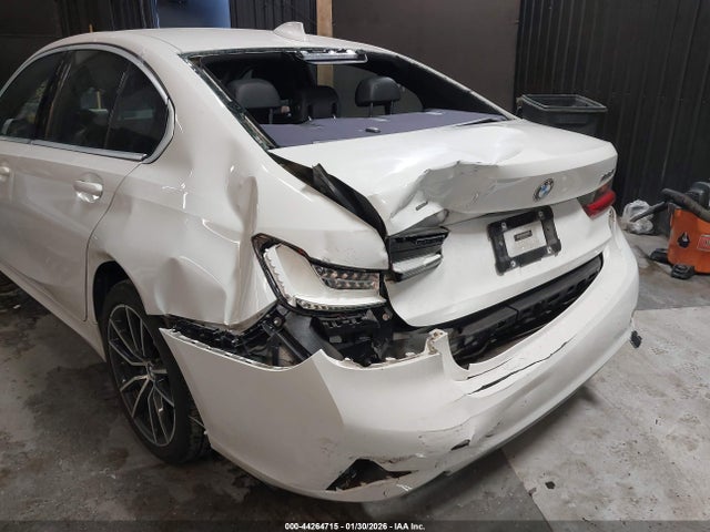 44264715 :رقم المزاد ، WBA5R7C55KAJ79562 vin ، 2019 Bmw 330i Xdrive مزاد بيع