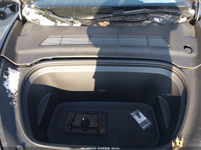 2023 TESLA MODEL Y 7SAYGDEF9PF863381 Photo 9