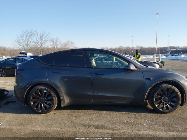 7SAYGDEF9PF863381 Tesla Model Y Performance Dual Motor All-wheel Drive
