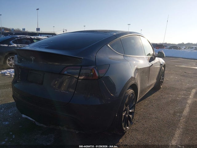 2023 TESLA MODEL Y 7SAYGDEF9PF863381 Photo 3