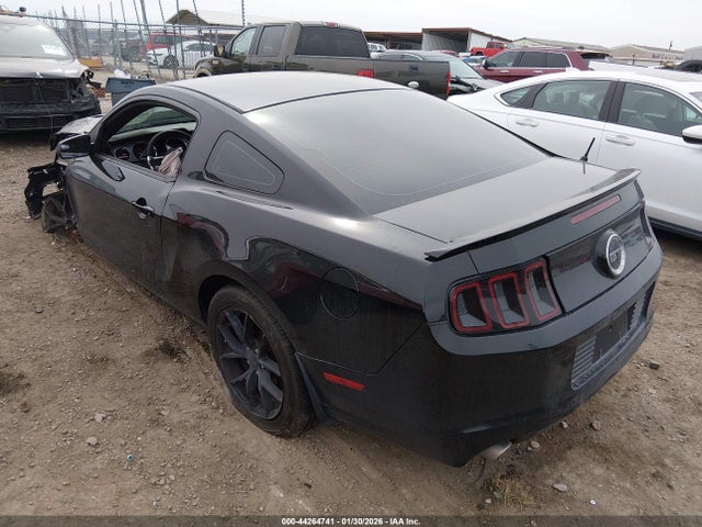 2014 FORD MUSTANG 1ZVBP8CF0E5217137 Photo 2