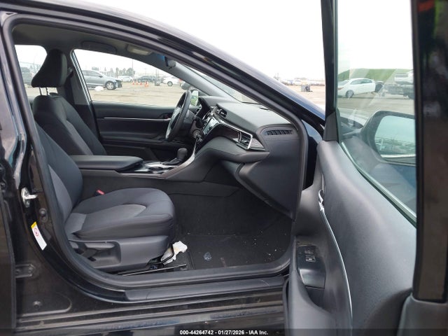 4T1B11HK9KU686130 Toyota CAMRY LE