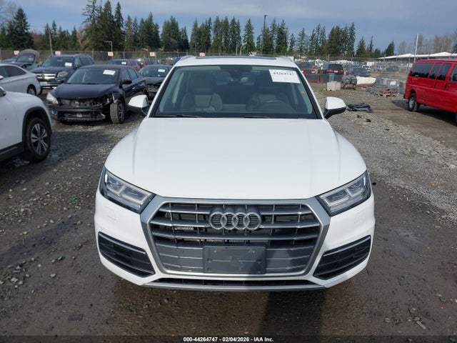 WA1BNAFY1J2024238 Audi Q5 2.0t Premium/2.0t Tech Premium