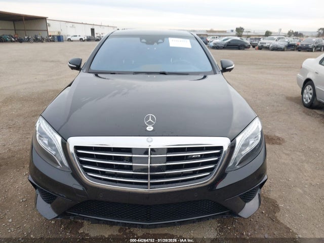 WDDUG7JBXFA139826 Mercedes-Benz S 63 AMG