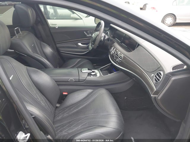 WDDUG7JBXFA139826 Mercedes-Benz S 63 AMG