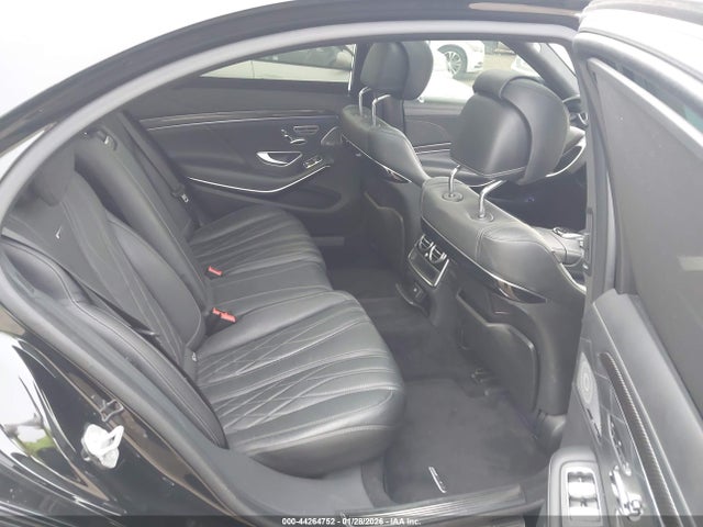 WDDUG7JBXFA139826 Mercedes-Benz S 63 AMG