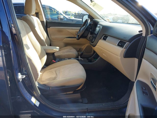 2014 MITSUBISHI OUTLANDER JA4AZ3A34EZ015764 Photo 4