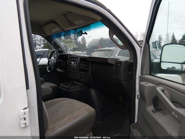 GMC Savana 2500 1wt 2016 1GTW7AFF2G1276286 Image 5