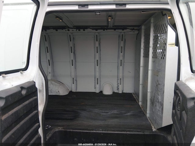 GMC Savana 2500 1wt 2016 1GTW7AFF2G1276286 Image 8