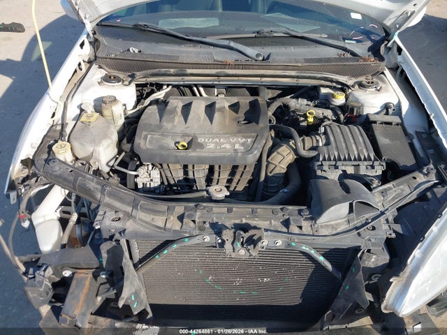 Продаж на аукціоні авто 2014 Chrysler 200 Lx, vin: 1C3CCBAB9EN140840, номер лоту: 44264861
