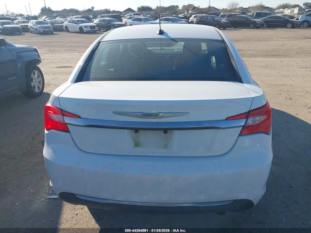 Продаж на аукціоні авто 2014 Chrysler 200 Lx, vin: 1C3CCBAB9EN140840, номер лоту: 44264861