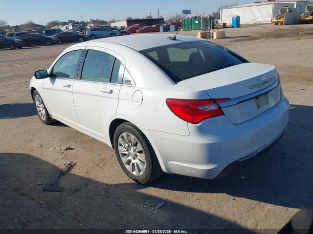 Продаж на аукціоні авто 2014 Chrysler 200 Lx, vin: 1C3CCBAB9EN140840, номер лоту: 44264861