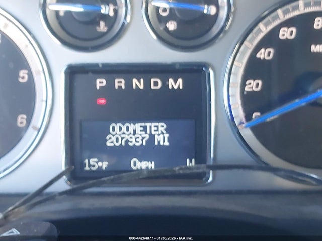 2010 Cadillac Escalade Premium მანქანა იყიდება აუქციონზე, vin: 1GYUKCEF1AR258108, აუქციონის ნომერი: 44264877