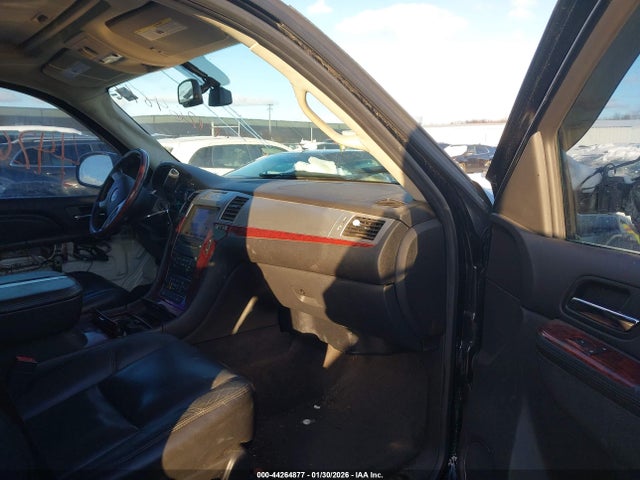 2010 CADILLAC ESCALADE 1GYUKCEF1AR258108 Photo 4