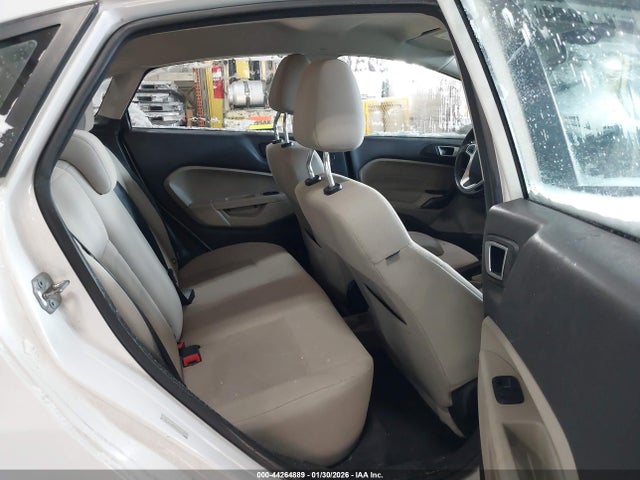Ford FIESTA SE 2016 3FADP4BJ9GM134108 Image 8