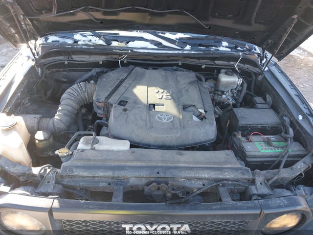 2007 TOYOTA FJ CRUISER JTEBU11F370084598 Photo 9