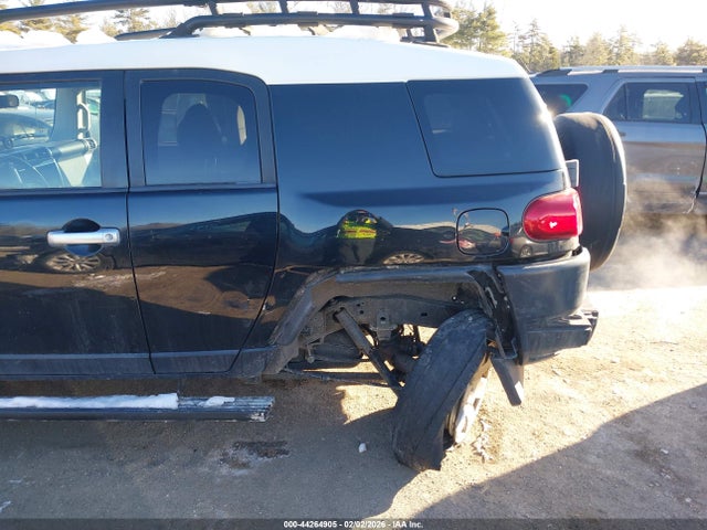 2007 TOYOTA FJ CRUISER JTEBU11F370084598 Photo 5