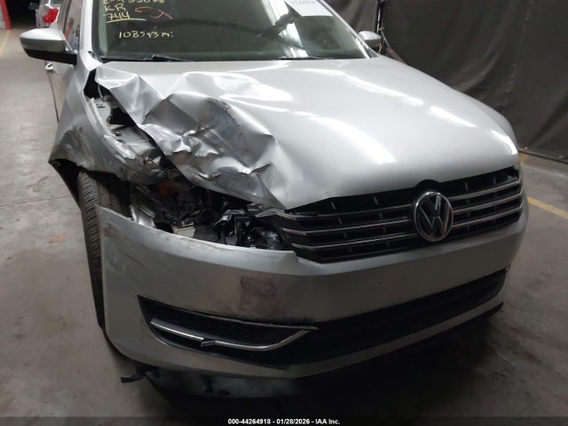 1VWBN7A34EC005345 Volkswagen Passat 2.0l Tdi Se