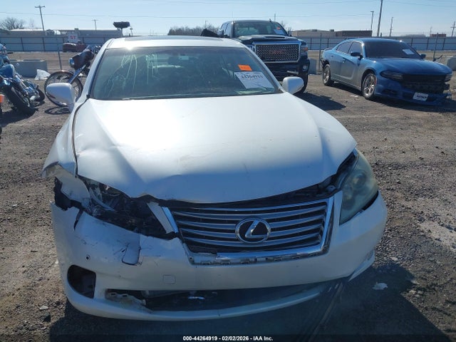 44264919 :رقم المزاد ، JTHBK1EG4B2414628 vin ، 2011 Lexus Es 350 مزاد بيع