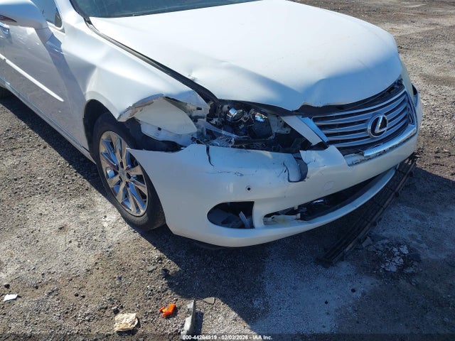 44264919 :رقم المزاد ، JTHBK1EG4B2414628 vin ، 2011 Lexus Es 350 مزاد بيع