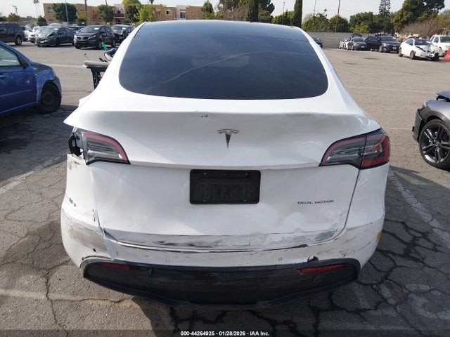 7SAYGDEE7NF458253 Tesla Model Y Long Range Dual Motor All-wheel Drive