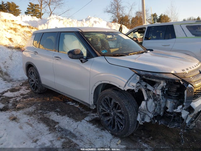 44264933 :رقم المزاد ، JA4J4UA88PZ020534 vin ، 2023 Mitsubishi Outlander Ralliart S-awc/se 2.5 S-awc/se Black Edition S-awc/se Special Editiont S-awc مزاد بيع
