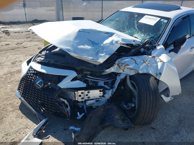 Продажа на аукционе авто 2025 Lexus Is 300, vin: JTHDA1D20S5133300, номер лота: 44264935