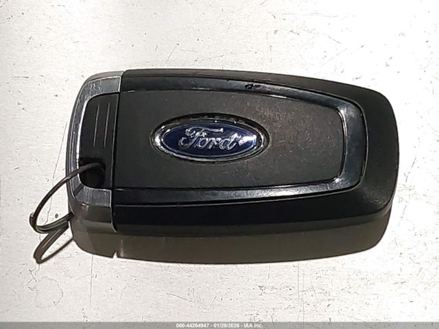 1FMCU9J94LUB30214 Ford Escape Titanium