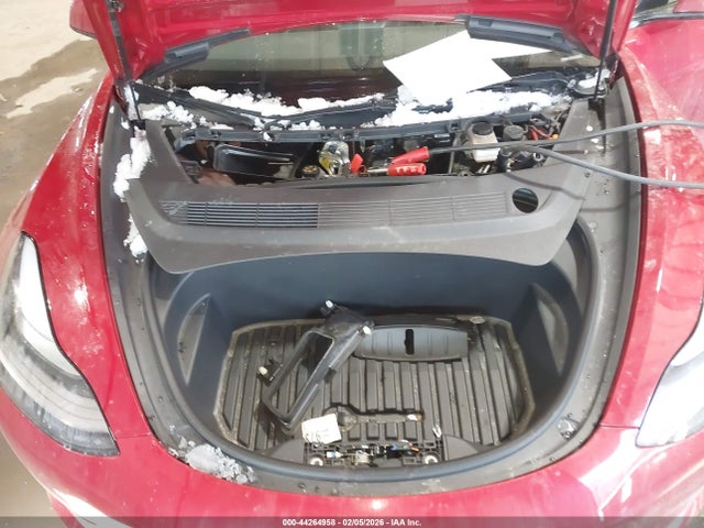 2022 Tesla Model 3 Rear-wheel Drive მანქანა იყიდება აუქციონზე, vin: 5YJ3E1EA0NF196780, აუქციონის ნომერი: 44264958